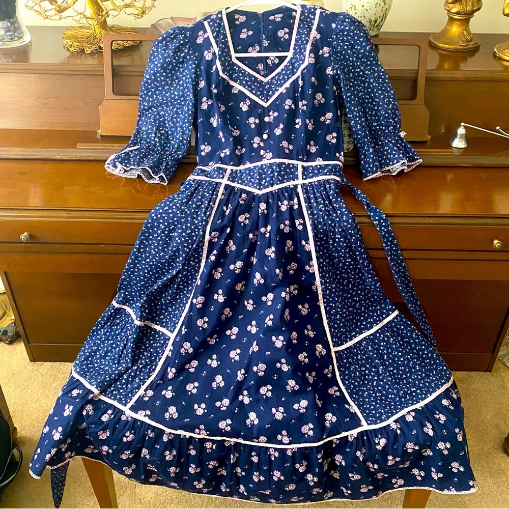 ~1982 Candi Jones of California midi dress, size 9, short sleeve